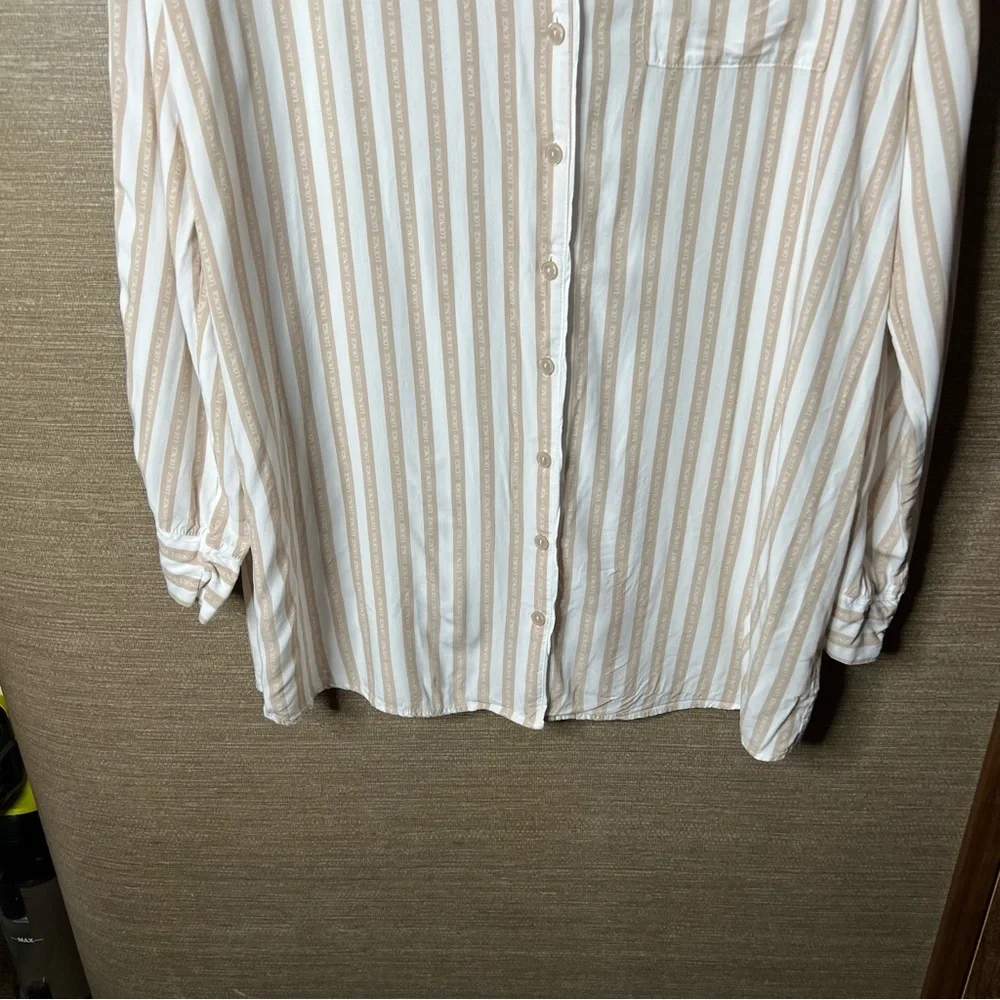 Lounge women’s sleep shirt tan & white stripped size small